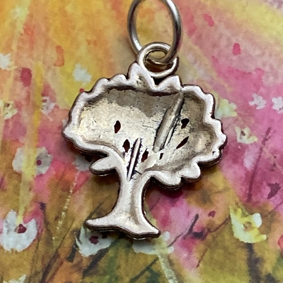 5/$10❤️❤️❤️NEW Tibetan Silver Tree of Life Charm Pendant - Picture 2 of 3
